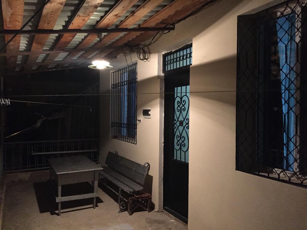 Guesthouse Gua Kutaisi Exterior photo