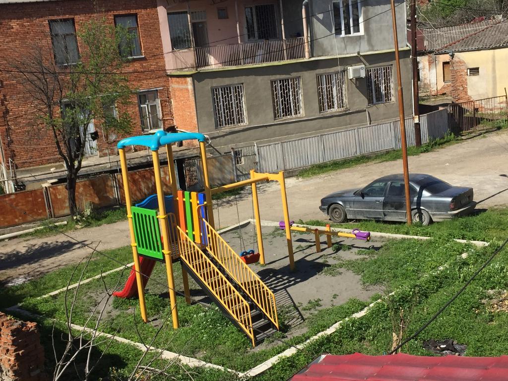 Guesthouse Gua Kutaisi Exterior photo